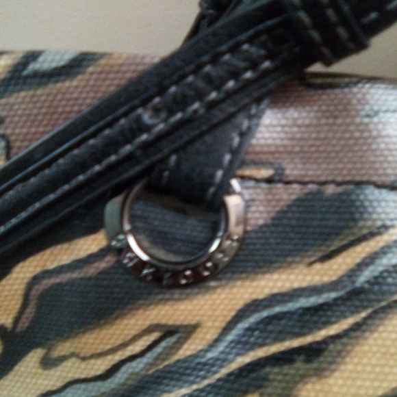 Sakroots Purse - Picture 10 of 12